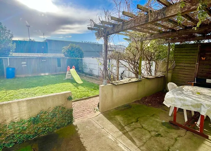 Maison Spacieuse Avec Salle De Jeux Proche 24h Du Mans Apartament